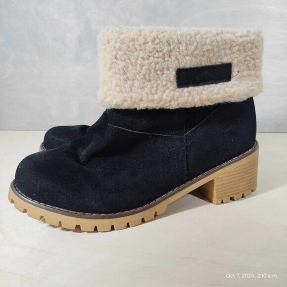 Super Chunky heel black and sherpa bootie comfortable suede 40 - Picture 1 of 12